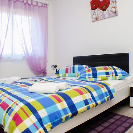 Apartman Nona โมโตวุน ภายนอก รูปภาพ