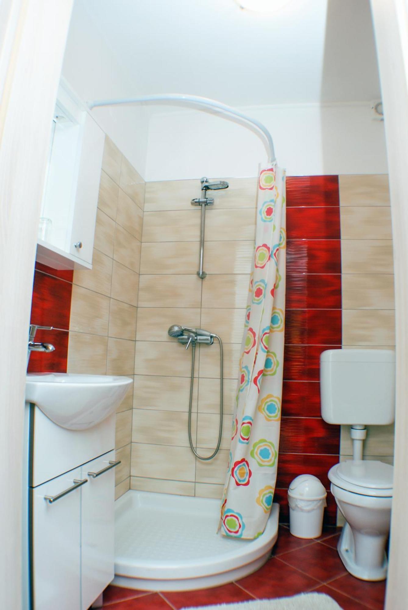 Apartman Nona โมโตวุน ภายนอก รูปภาพ