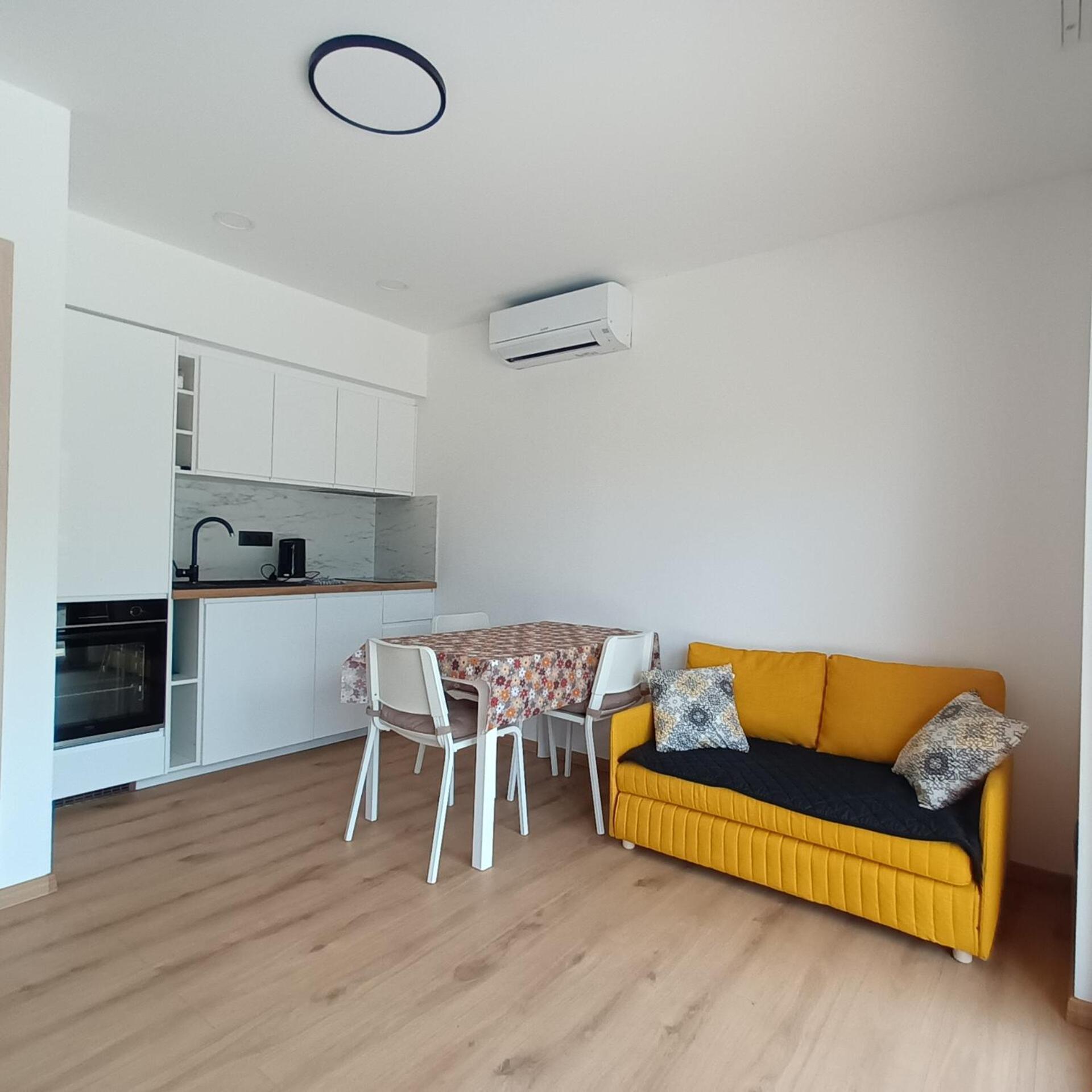 Apartman Nona โมโตวุน ภายนอก รูปภาพ